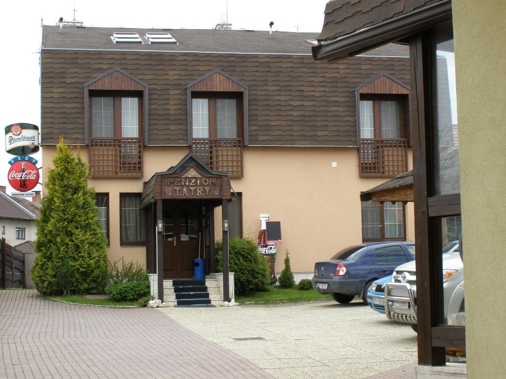 Penzion Tatry Poprad Exteriör bild